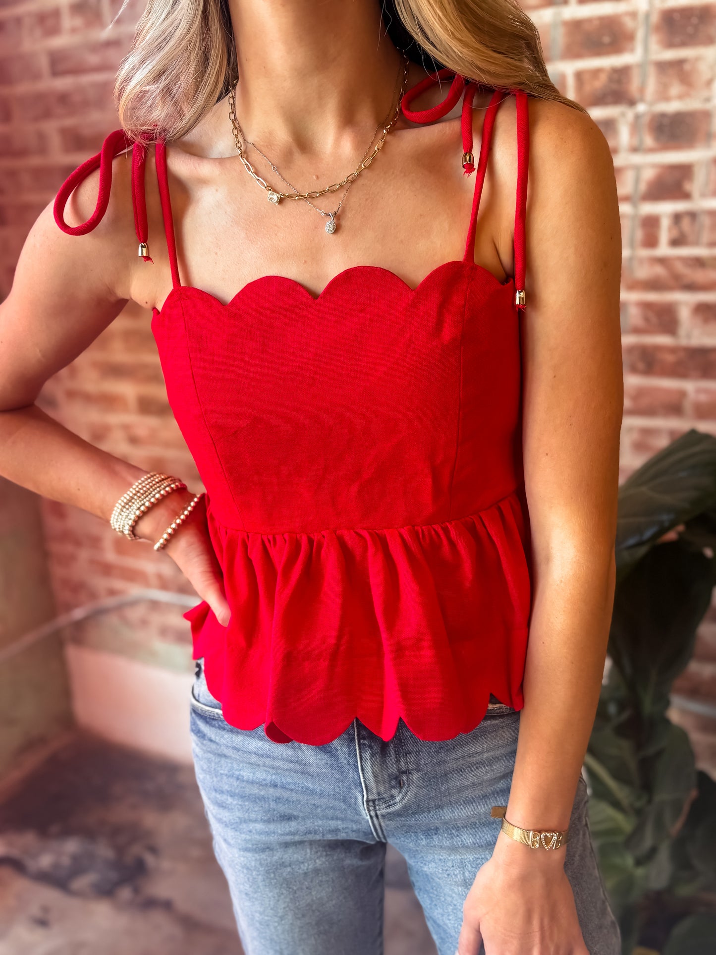 Red scalloped tank
